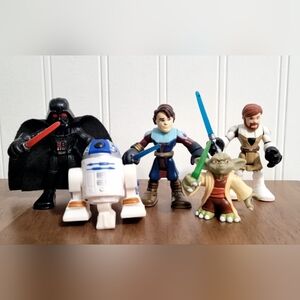Hasbro Galactic Heros Star Wars Action Figures